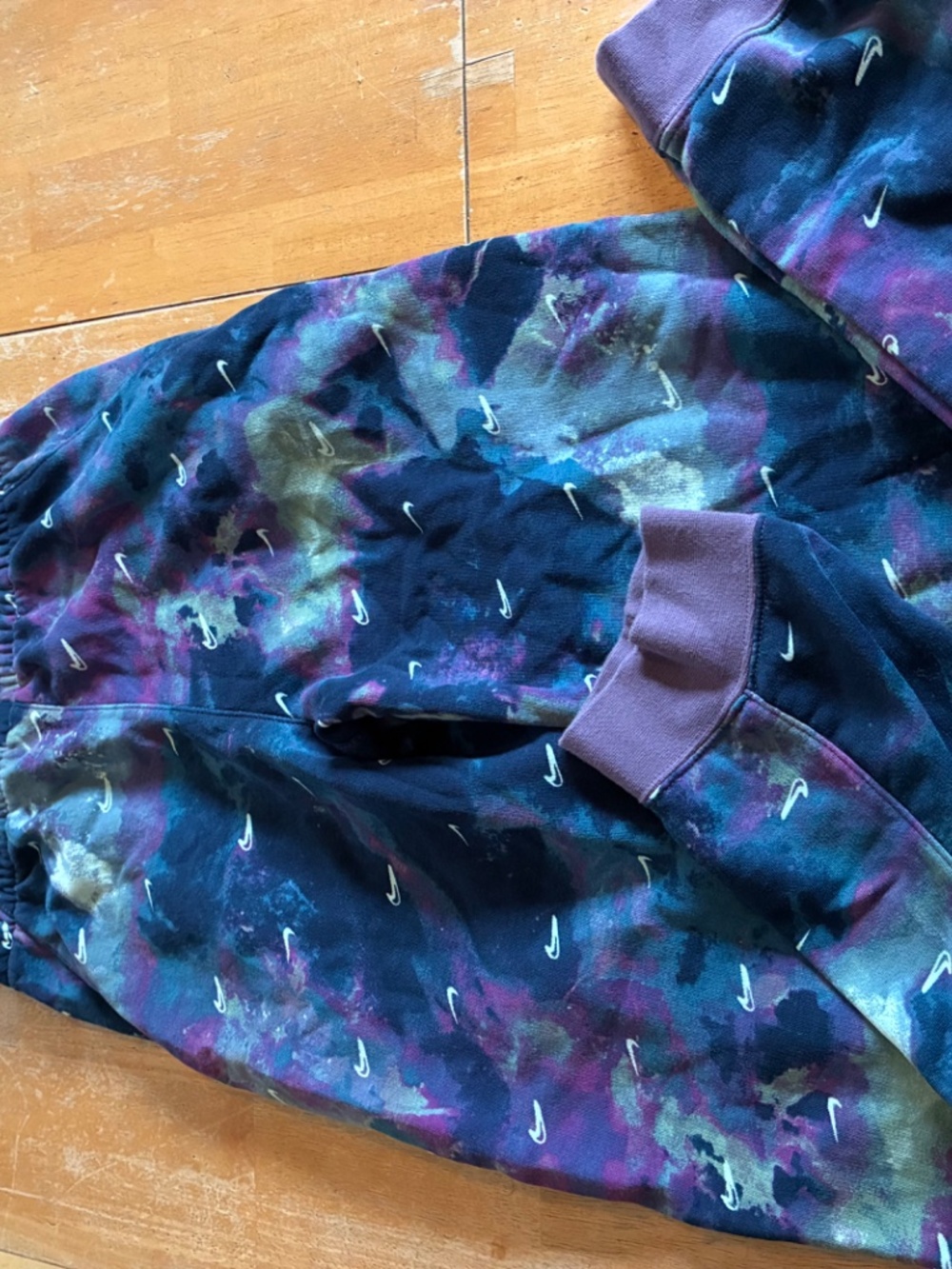 Nike Boys Jogger sweatpants size Large - Picture 2 of 5